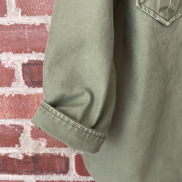 FOSSIL Standard Issue Button Down Army Green Top - Picture 6 of 7